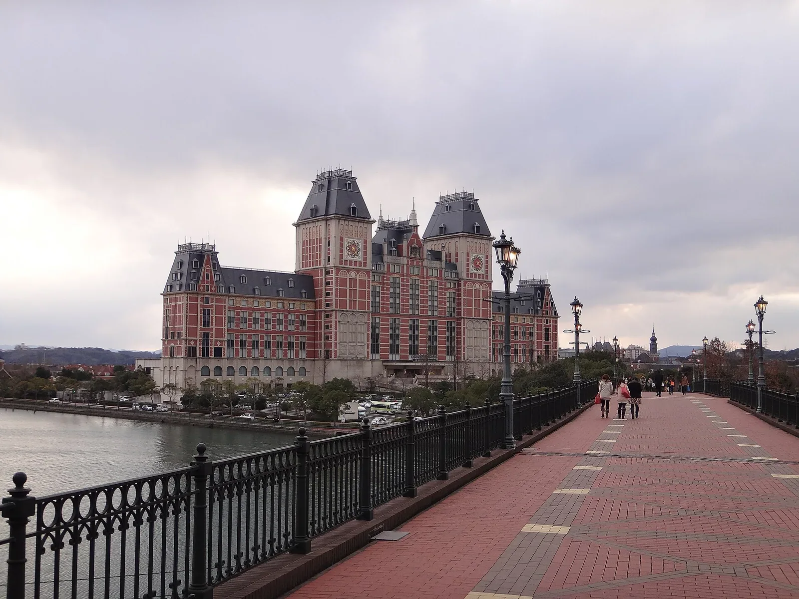 Hotel Okura JR Huis Ten Bosch建築與周邊資料照