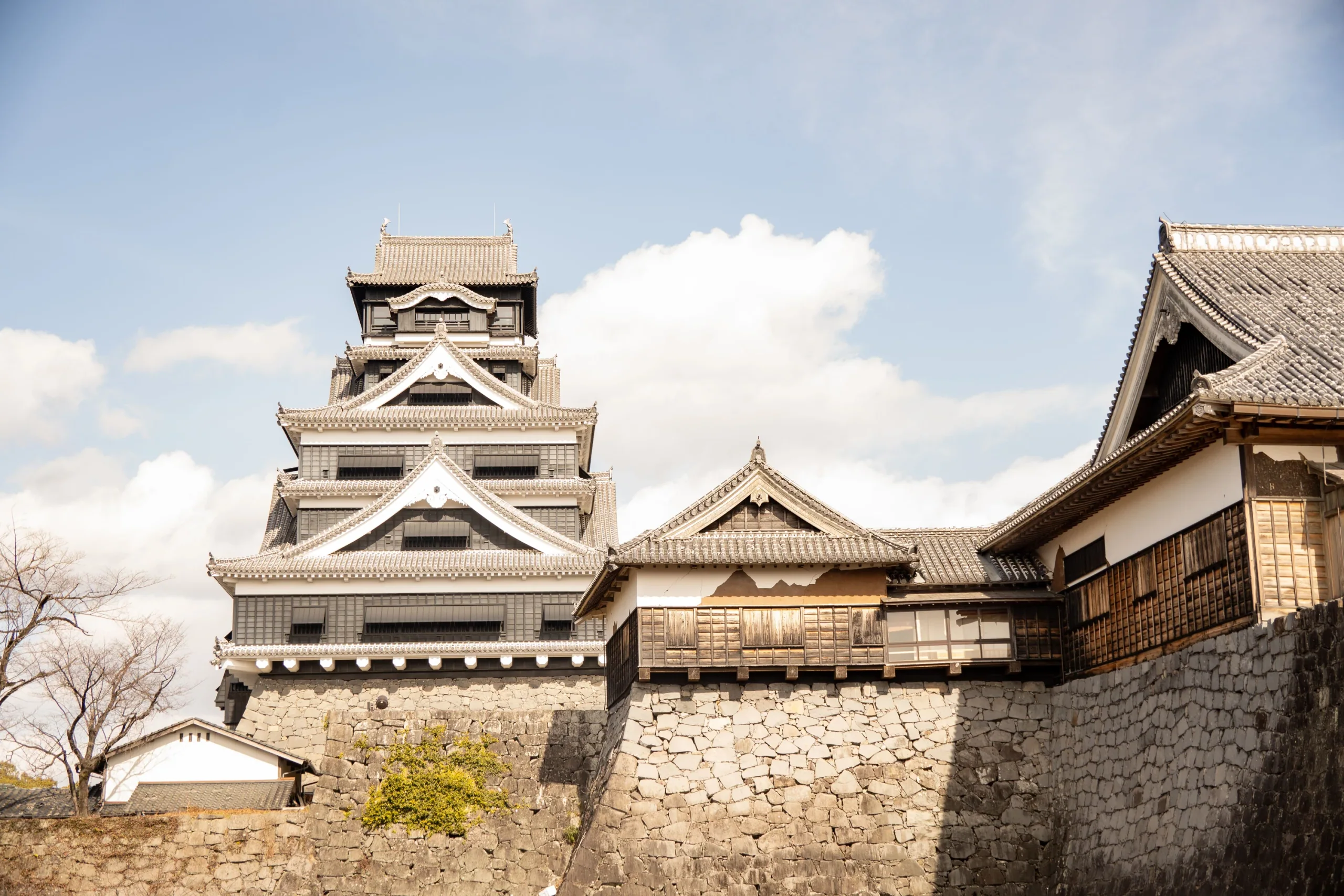 熊本城天守、本丸建築與石垣實景