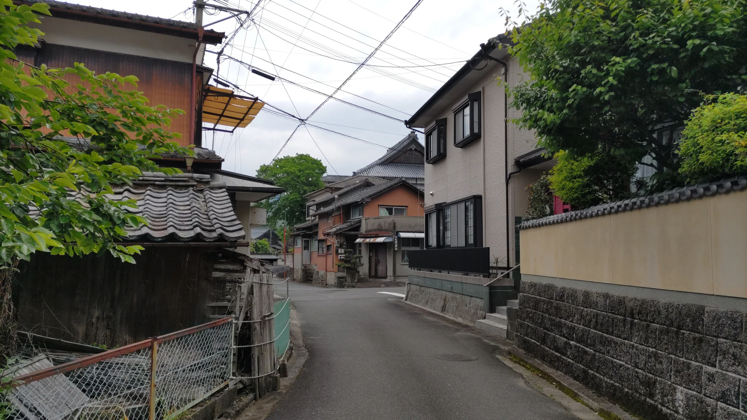 塩田津保存地區內的白壁町家與舊街道