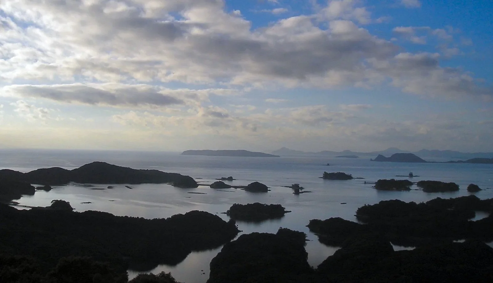 佐世保展海峰眺望九十九島，多島海可從高處一次看完整