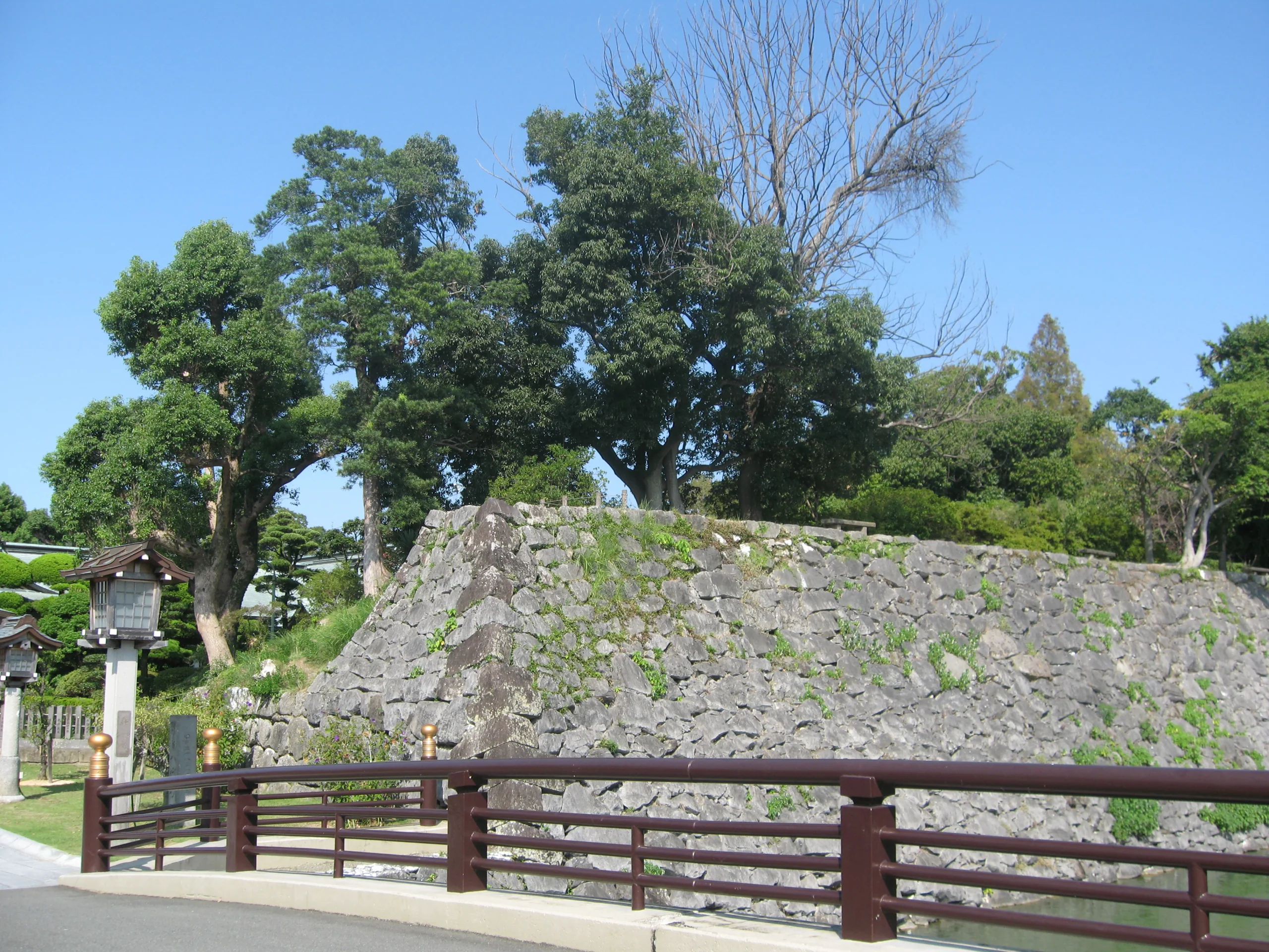 八代城跡石垣遺址